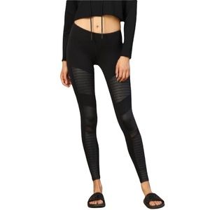 ALO Yoga | Women’s Black on Black Glossy Moto Mesh Panels Legging size XS